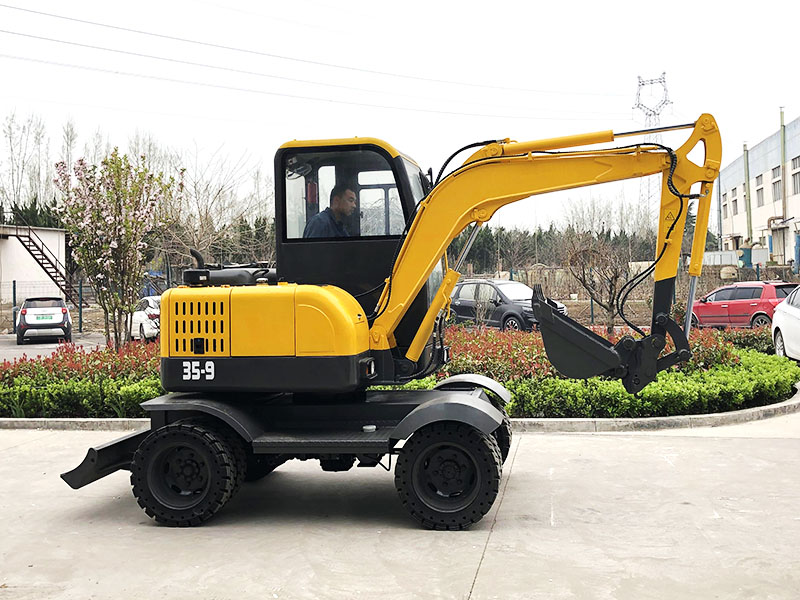 挖掘機(jī)日常維護(hù)的注意事項(xiàng)